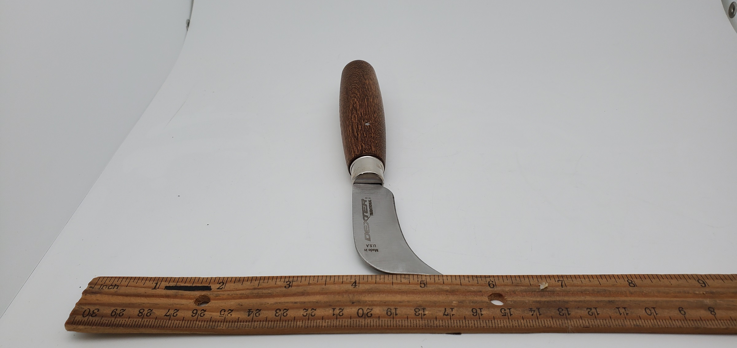 Dexter-Russell 82123 24 Magnetic Knife Holder / Strip