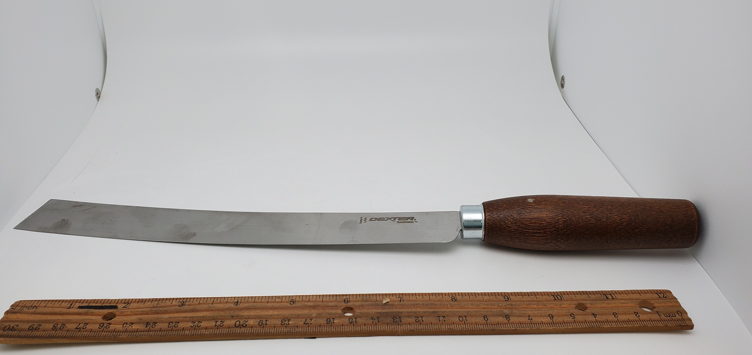 Dexter-Russell 20332 Traditional Slant Wooden Knife Block