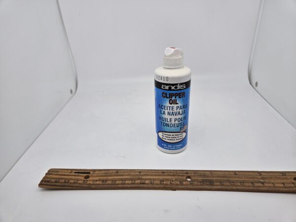 Andis 12501 Clipper Oil for Lubricating - Image 3