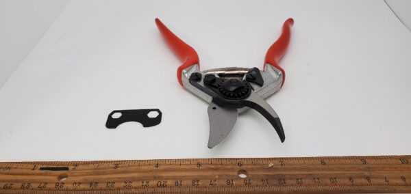 F-6 Light Compact Pruning Shear with wrench Shear with plier template.