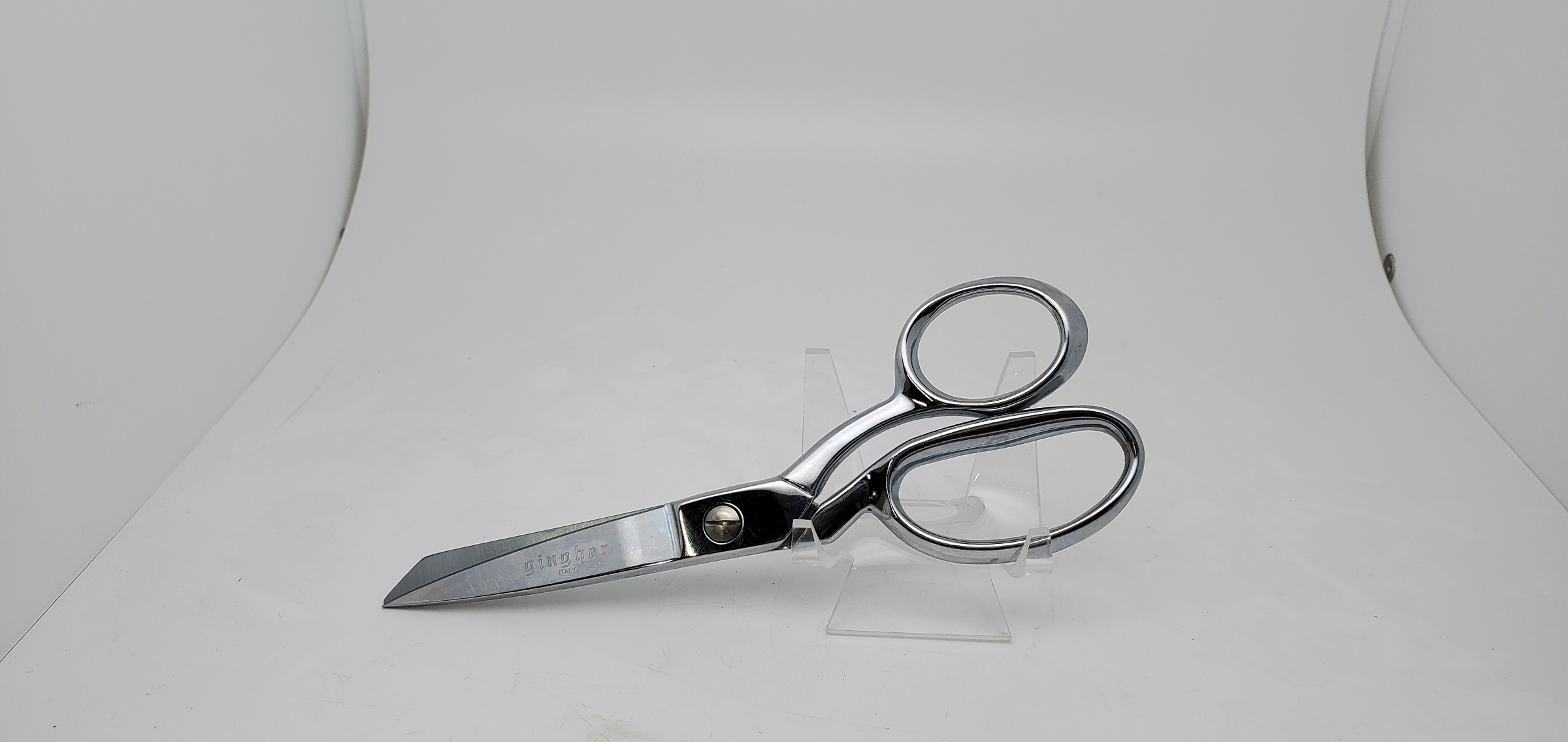 Gingher G-4C 4 Curved Embroidery Scissors -G-4C