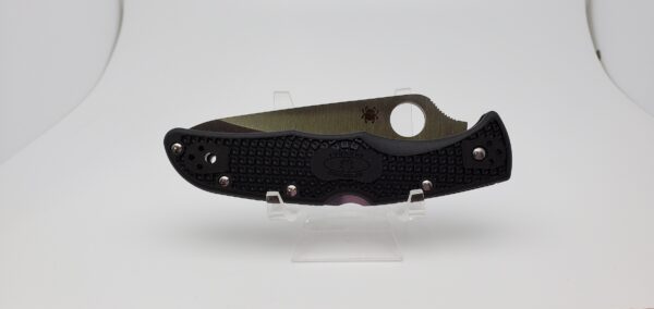 Spyderco Endura Pocket Knife closed