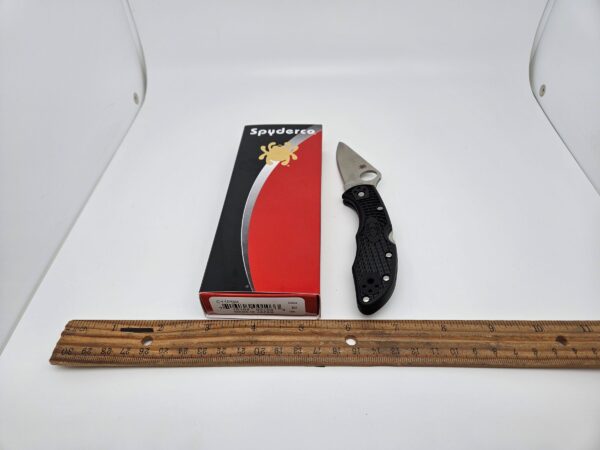 Spyderco C11PBK Delica Pocket Knife with Plain Edge