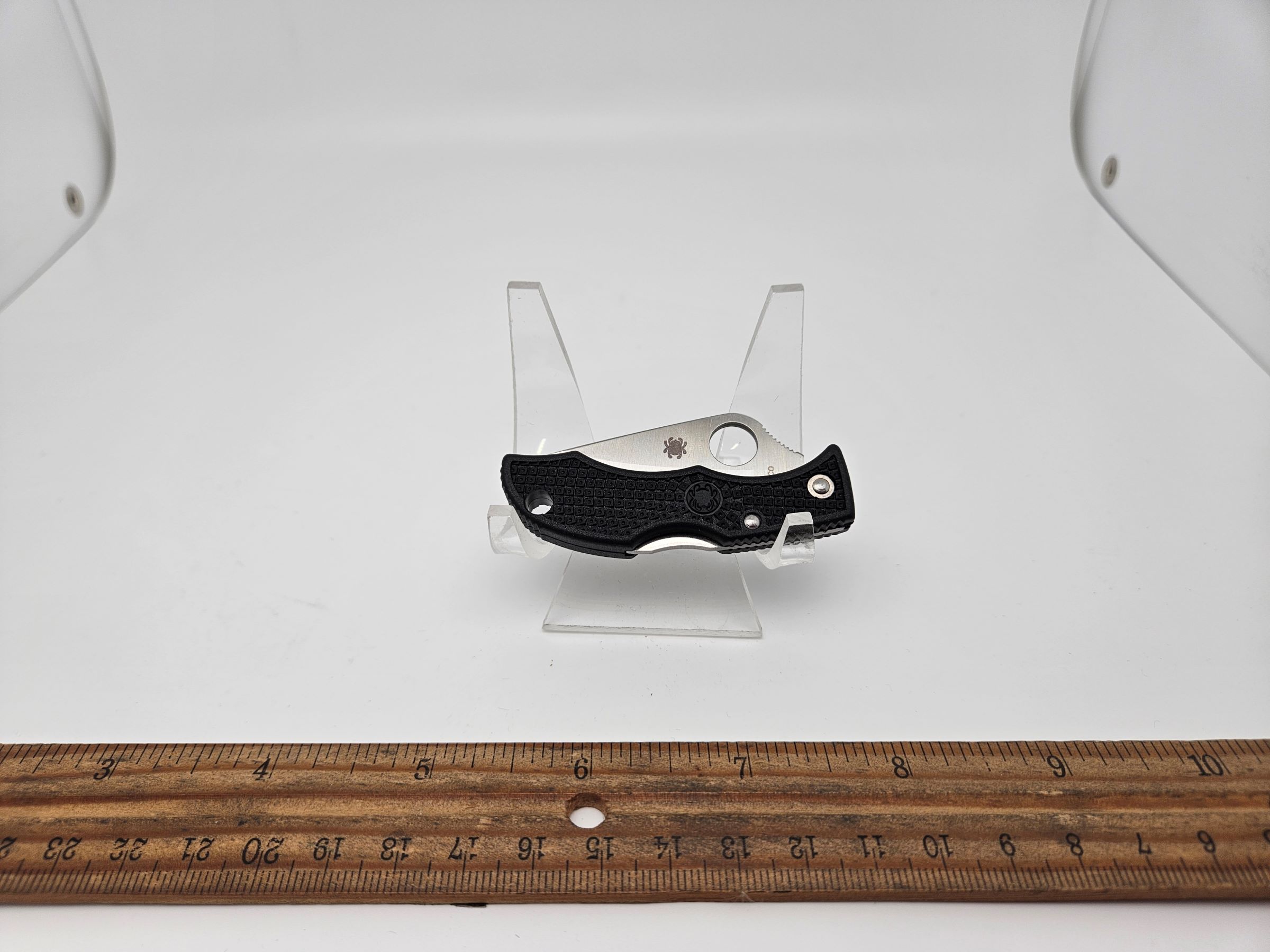 Spyderco SC204MF Tri-Angle Sharpmaker Sharpening System - Heimerdinger  Cutlery