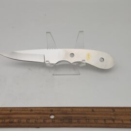 https://heimerdingercutlery.com/wp-content/uploads/2009/07/SS464-Kiowa-Hunter-Knife-Making-Blade-Stainless-Steel-with-Satin-Finish-270x270.jpg