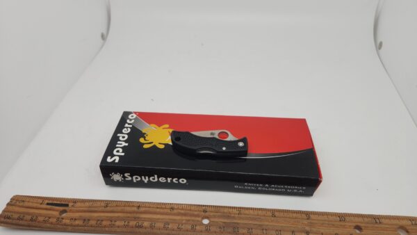 SSpyderco SCLBKP3 Ladybug Serrated with Black Handle