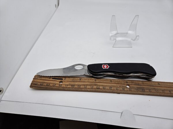 Swiss Army 0.8463.MW3-033-X1 Trekker Locking Blade Pocket Knife by Victorinox