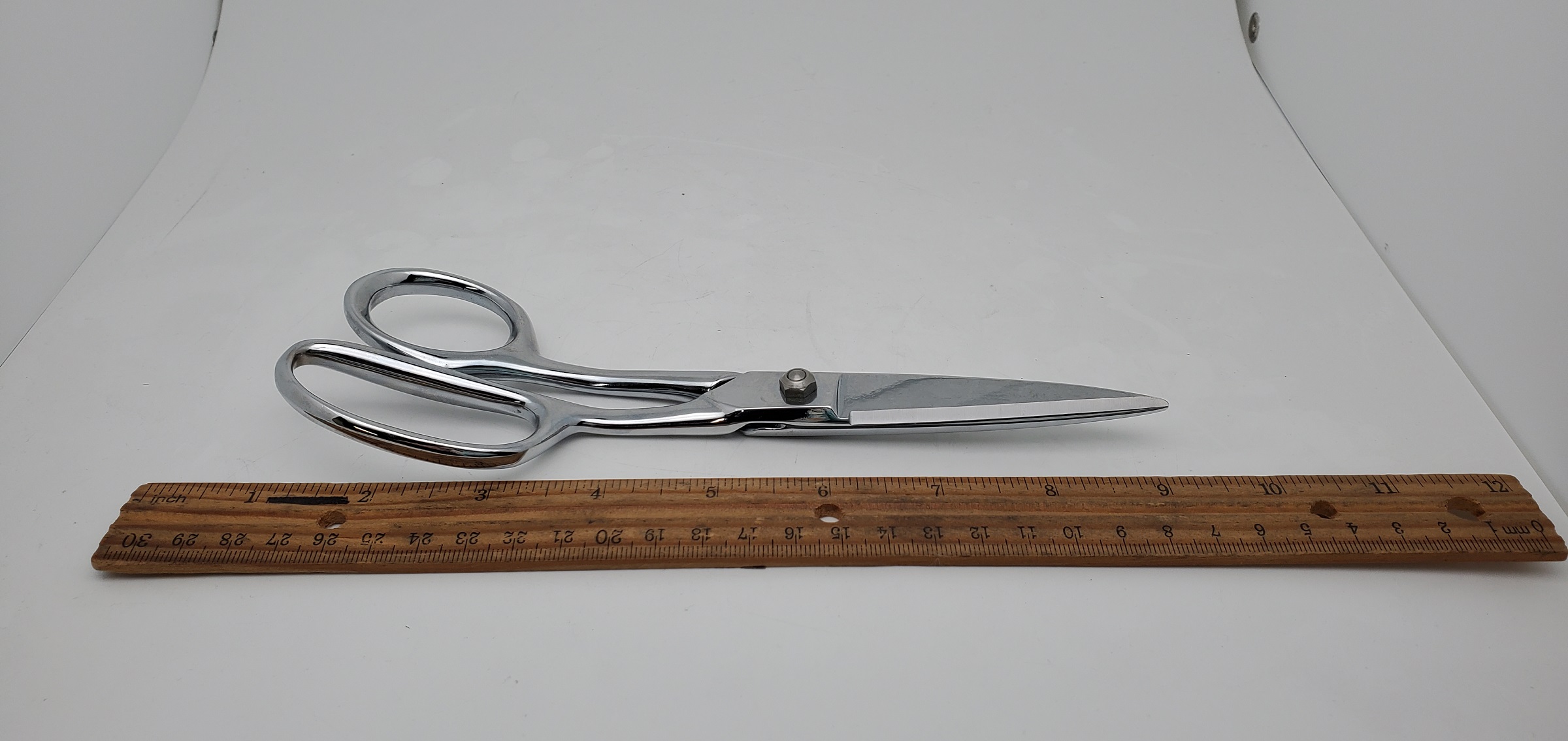 Gingher 4 Classic Embroidery Scissors (scissor 21)