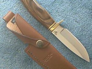 Buck 192BRS Vanguard with woodgrain handle