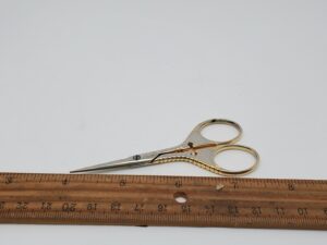 Wasa 95G-3-1/2 Gold Cross Embroidery Scissors