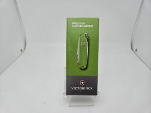 Swiss Army 0.6223.42G Classic SD Pocketknife with Smashed Avocado Scales by Victorinox