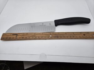 Victorinox Swiss Classic 6.8523.17B Santoku Knife 7 In with Fluted Edge