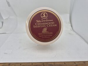 TOBS-01012 Cedarwood Shaving Cream in a Jar by Taylor of Old Bond Street
